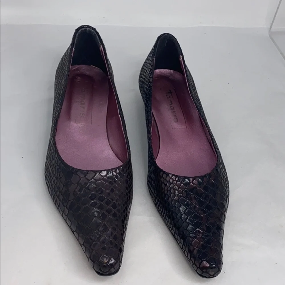 Tamaris Sz 37 Dark Purple Salmon Skin Flats shoes